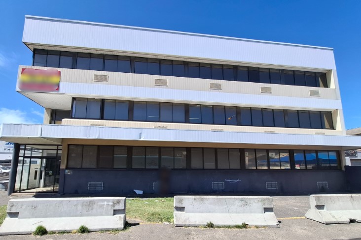 To Let commercial Property for Rent in Maitland Western Cape